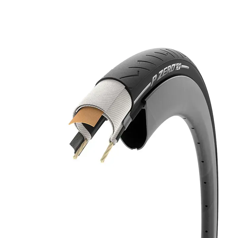 P Zero Road TLR Black 700-3