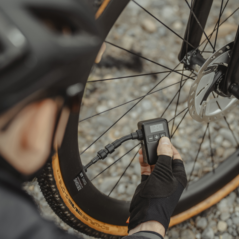 Topeak E-Booster Digital Mini-3