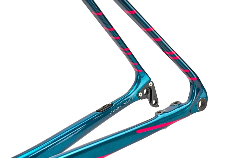 Cinelli Veltrix Disc 105 11x Hydro Endurance Bike Blue-7