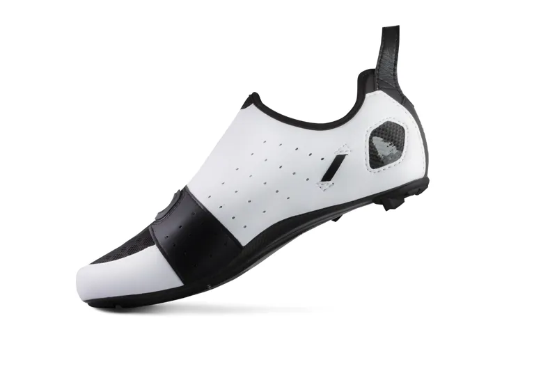 TX322 Air White/Black-1