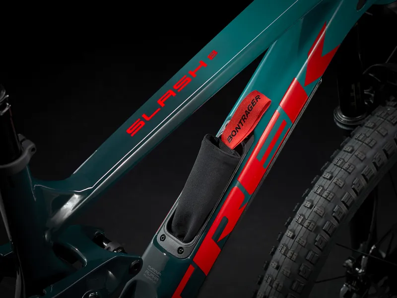 Trek Slash 8 2021 Enduro Mountain Bike Teal to Nautical Navy Fade-3