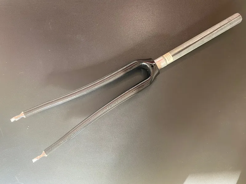 Unbranded Carbon Road Fork Carbon Steerer - Ex-Display-2