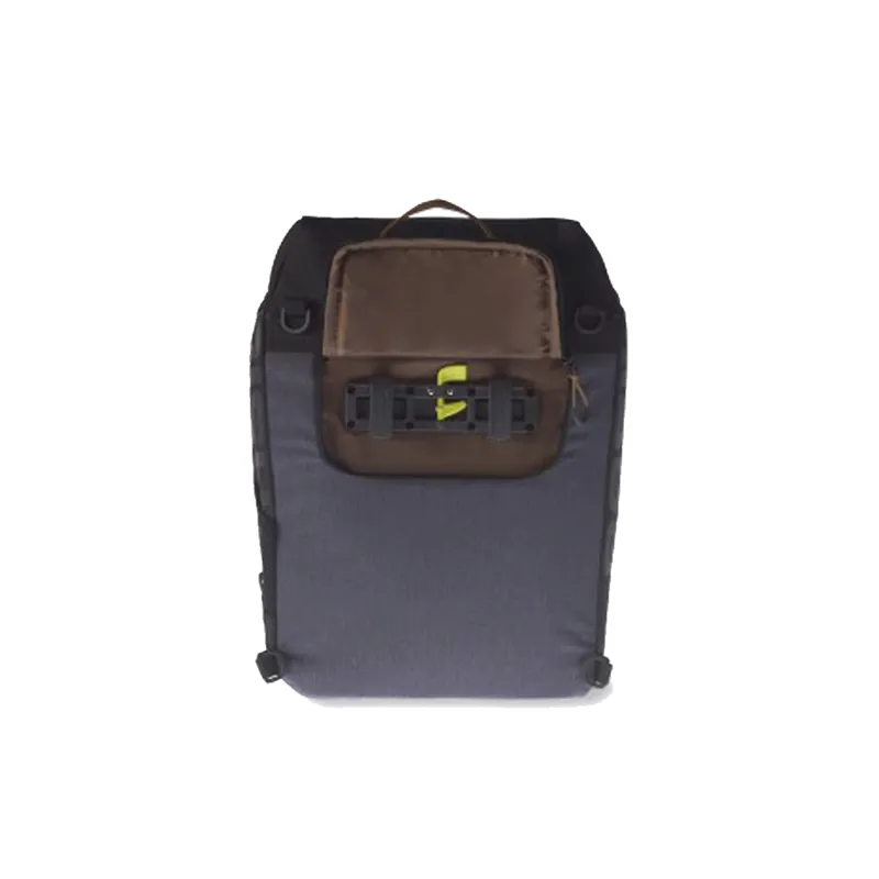 Basil Miles Daypack bike shoulder bike Backpack 17L black/grey-2