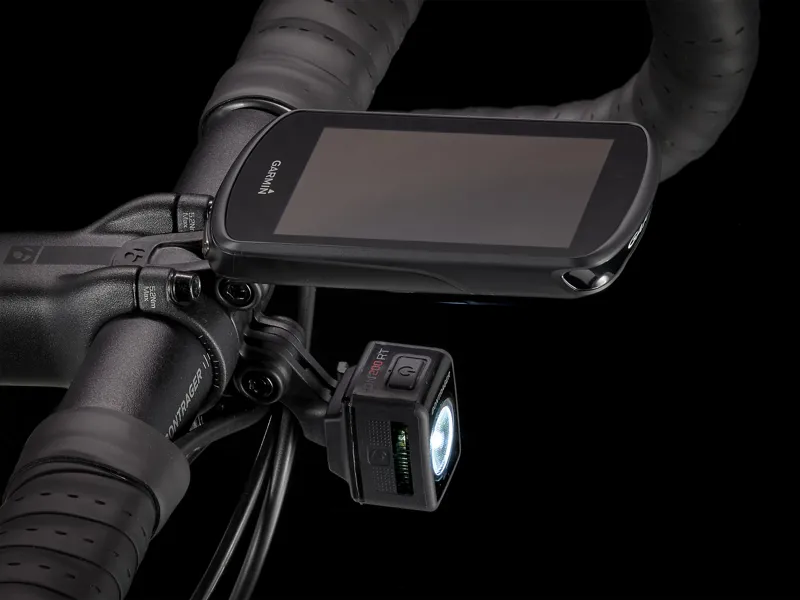 Trek Checkpoint ALR 5 Gravel Bike in Nautical Navy/Red-10