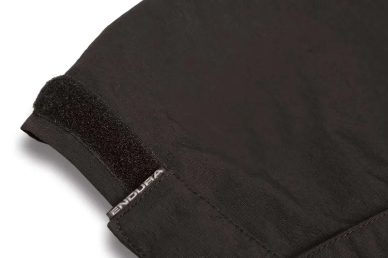 Endura Hummvee Cycling Trousers in Black-2