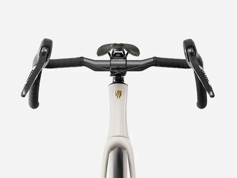 Trek Domane SL 6 AXS Gen 5 Buff Beige and Matte Era White/Deep Smoke-3