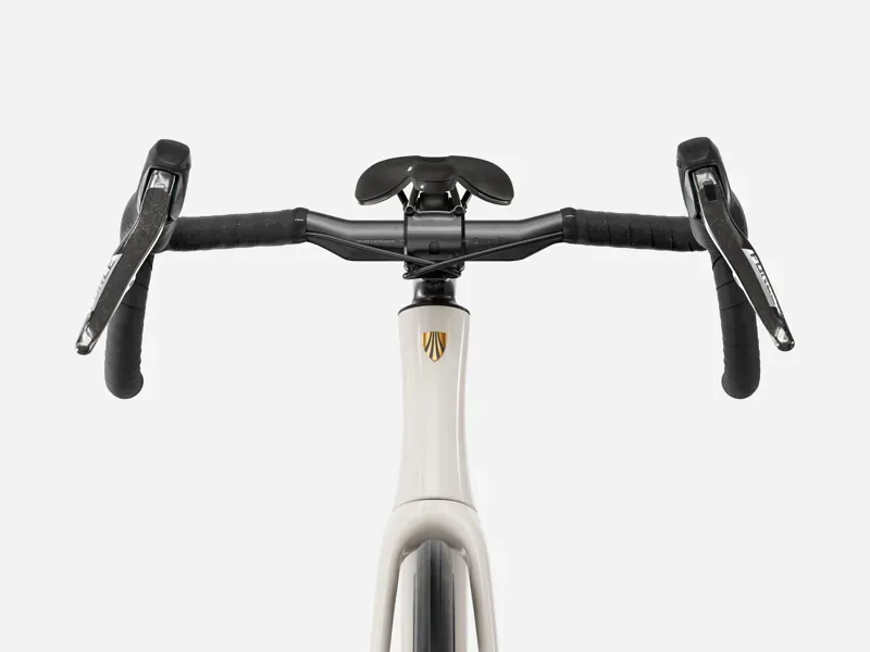 Trek Domane SL 7 AXS 1x Gen 5 Buff Beige and Matte Era White/Deep Smoke-3