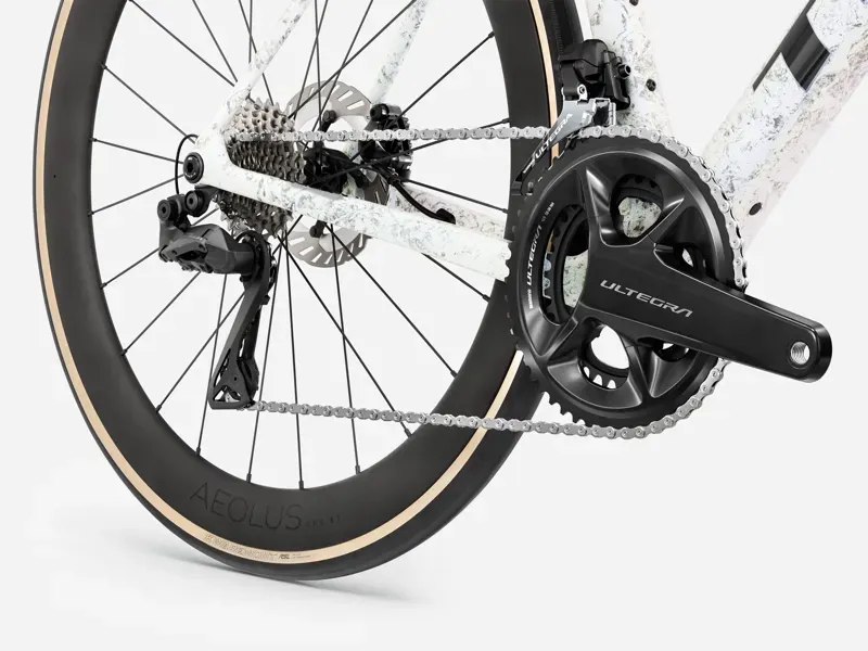 Trek Domane SLR 7 Gen 5 Mother of Pearl/Silver Marble-4