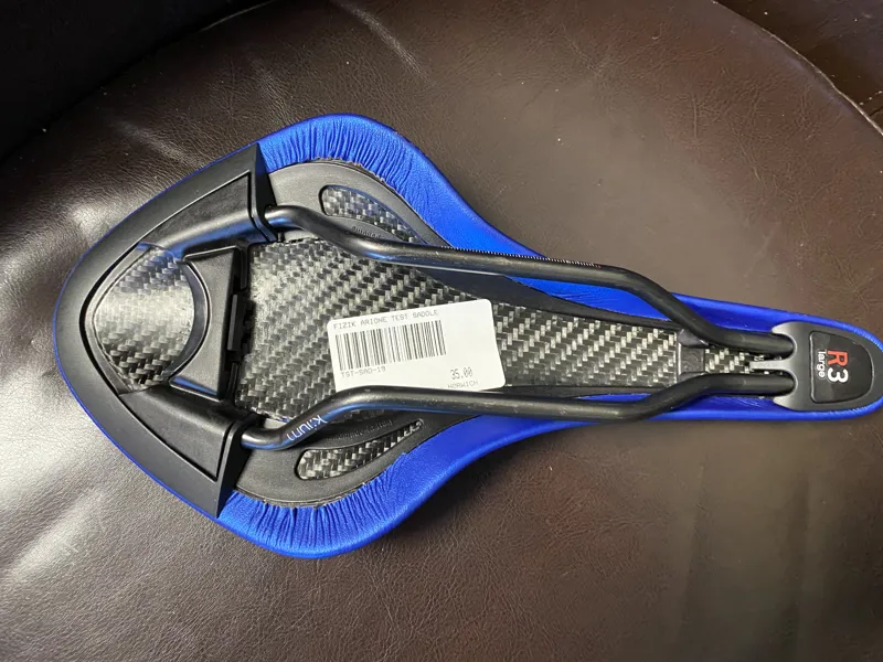 Fizik Arione Ex-Test Saddle R3 Large-1