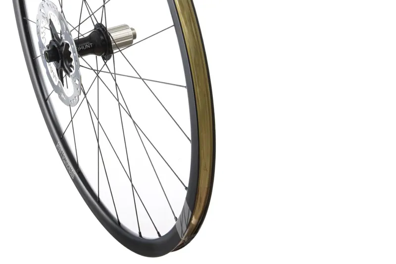 HUNT 4 Season Disc Wheelset-2