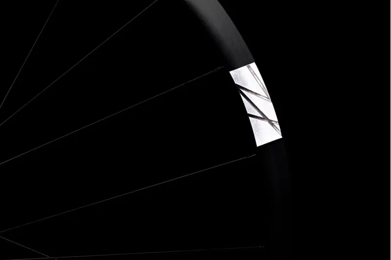 HUNT 4 Season Disc Wheelset-7