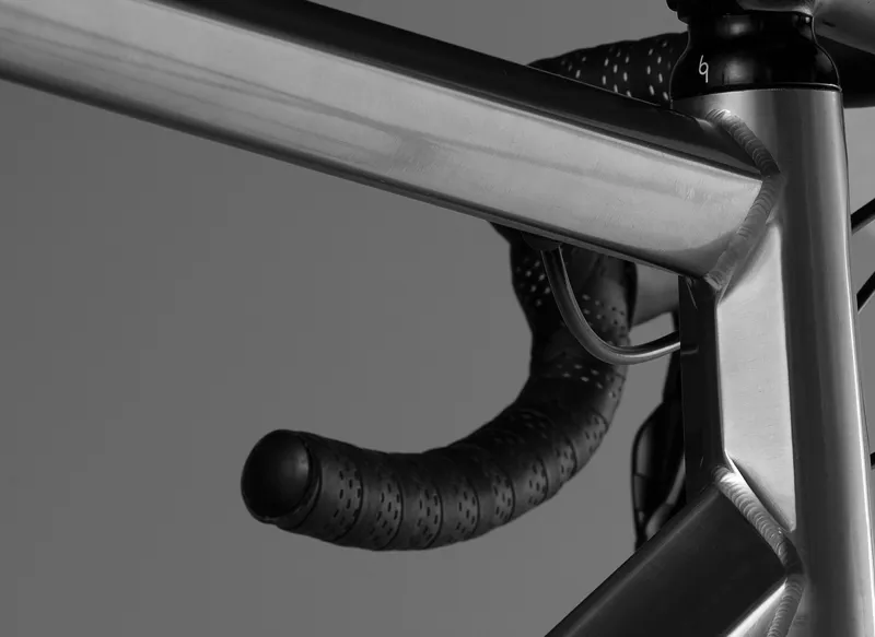 J. Guillem Formentor Ultegra Titanium Road Bike-8