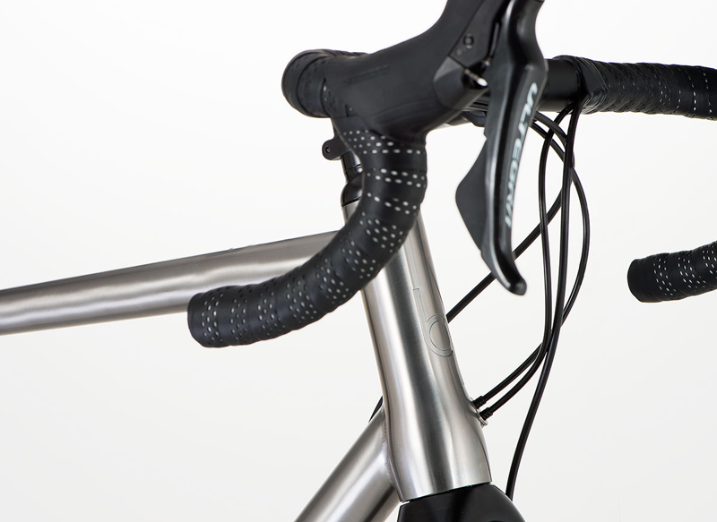 J. Guillem Orient Disc Titanium Ultegra Di2 Bike-8