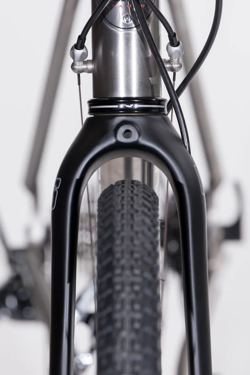 Litespeed Gravel Ladies Ultegra Di2 Titanium Gravel Bike-3