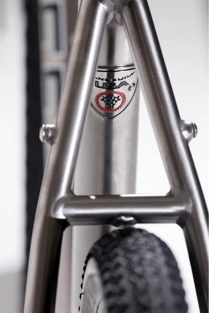 Litespeed Gravel Ladies Ultegra Di2 Titanium Gravel Bike-4