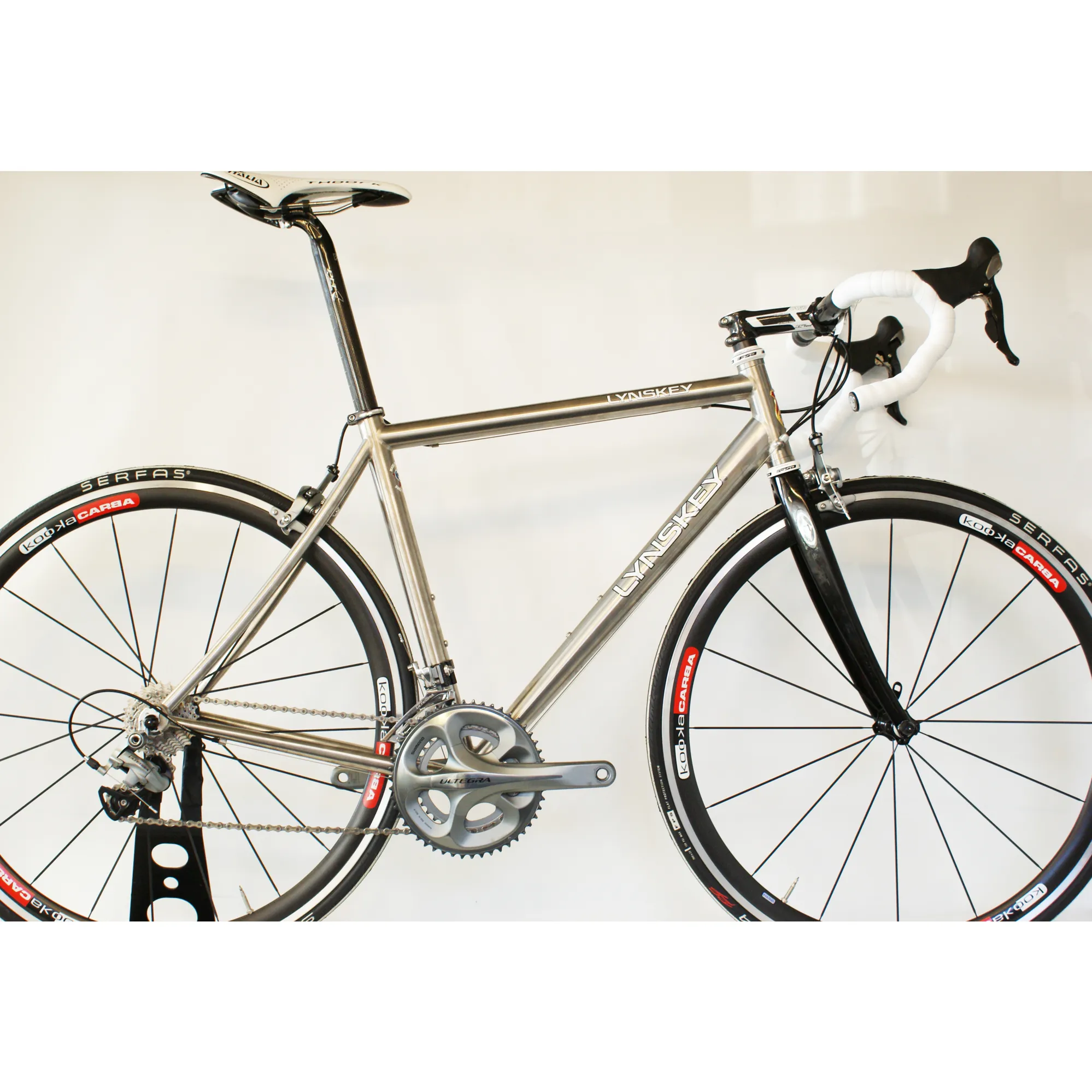 Lynskey R230 Ultegra Titanium Road Racing Bike Medium