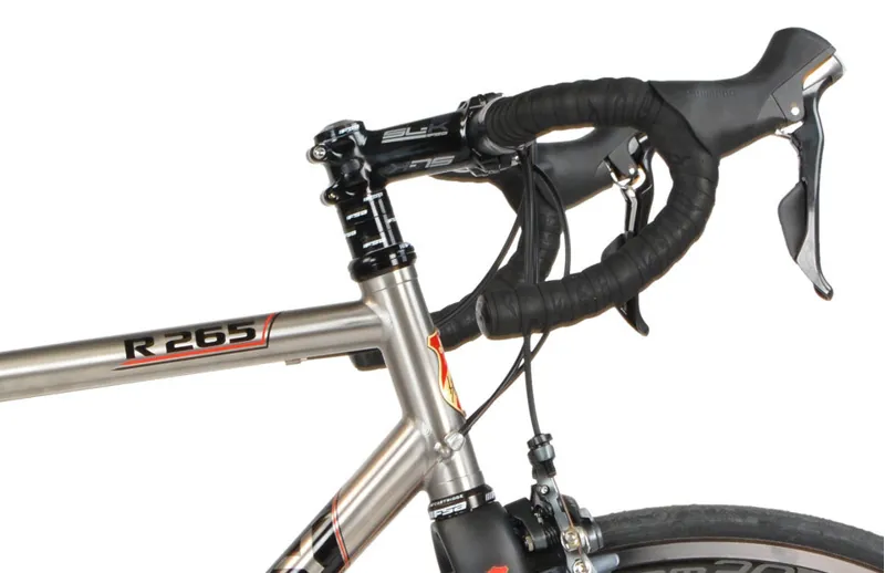 Lynskey R265 Ultegra 2018 Titanium Road Bike-3