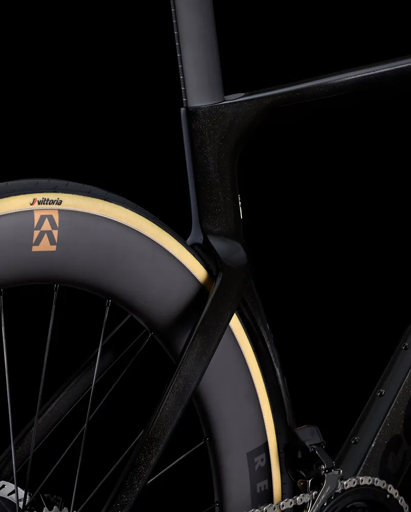 Cervelo S5 Force AXS Five Black-3