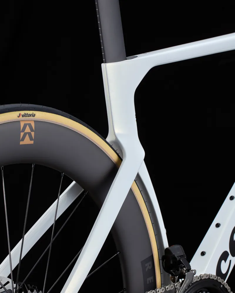 Cervelo S5 Dura-Ace Di2 Lithium-3