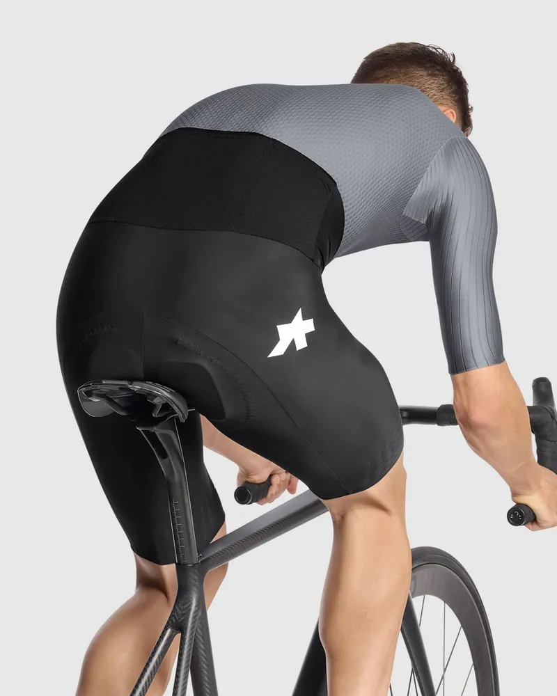 Assos Equipe RS Le Houdini Roadsuit S11 Fanatic Silver-6