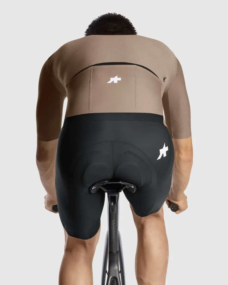Assos Equipe R Jersey S11 Terra Sand-5