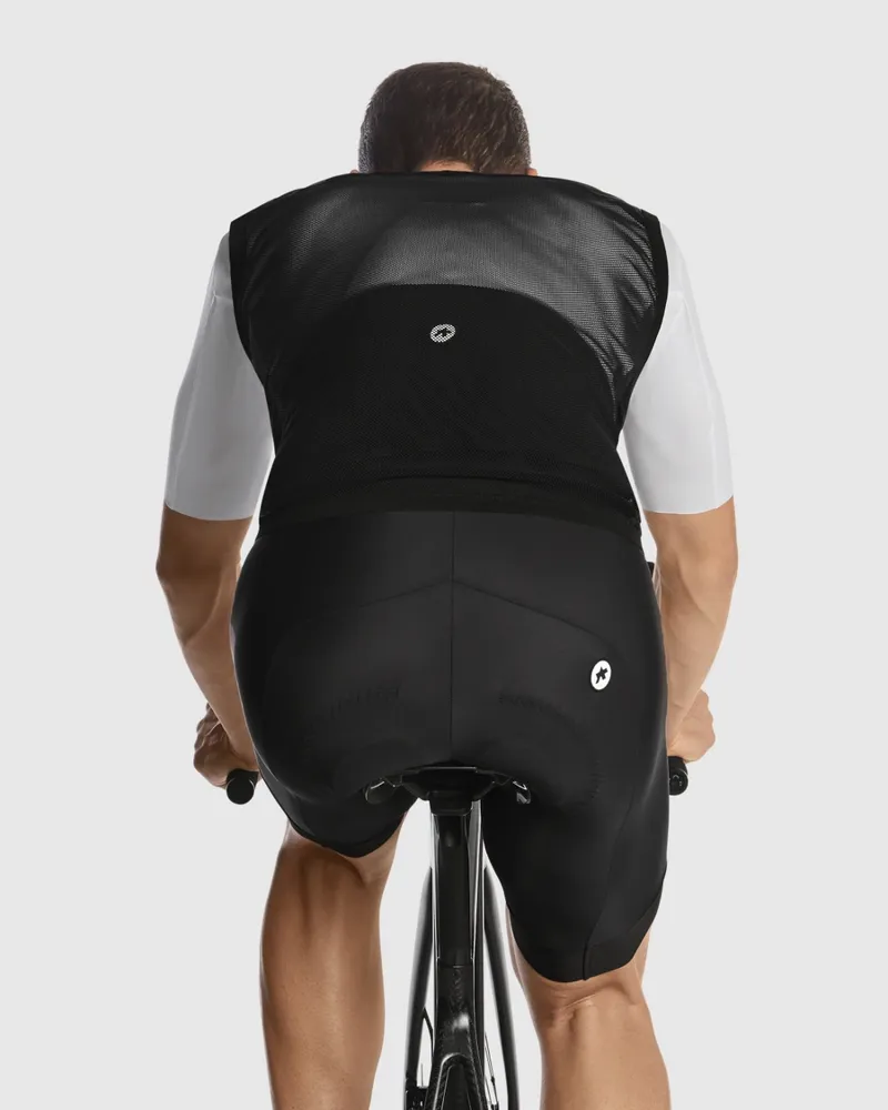 Assos Mille GT Wind Vest C2 Black Series-5