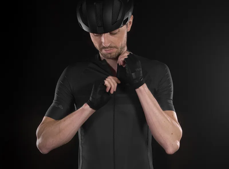 Endura Pro SL Mitt in Black-2