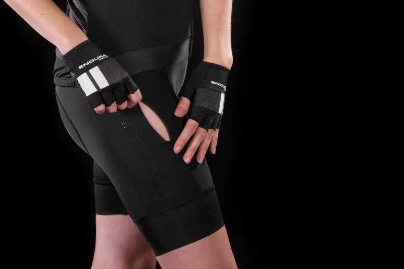 Endura Pro SL DropSeat Narrow Pad Womens Bibshorts in Black-2