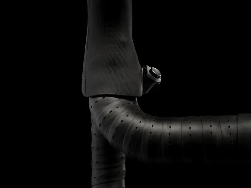 Trek Domane+ AL 5 Trek Black-5