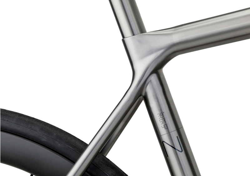 J.Guillem Formentor 2025 Frameset-2