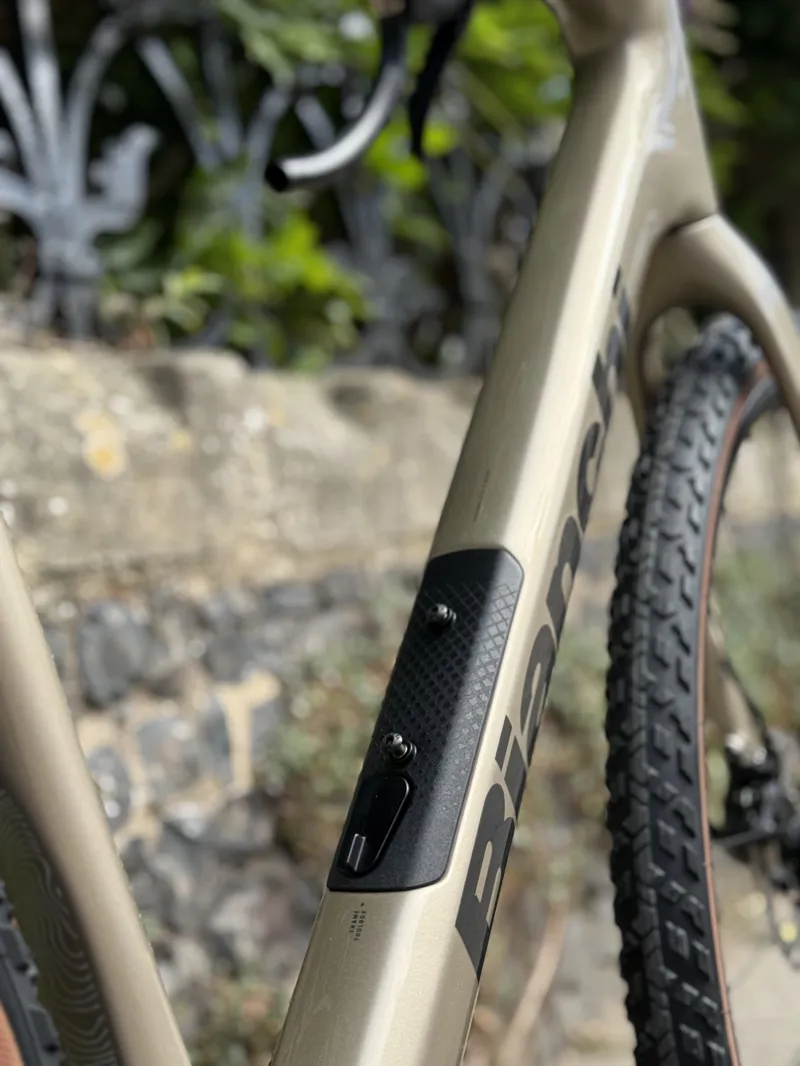 Bianchi Arcadex Comp GRX Metal Sand-4