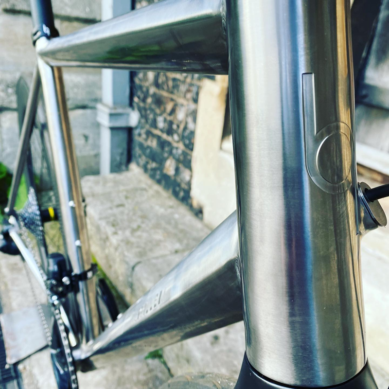 J. Guillem Formentor Rival AXS Cosmic SL65 56cm Titanium Road Bike-2