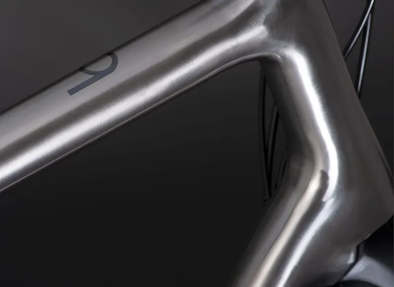 J.Guillem Orient 2022 Titanium All-Road Sportive/ Gravel 105 Bike-3