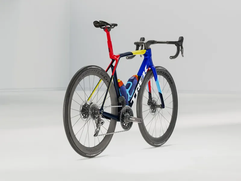 Trek Madone SLR 7 AXS Gen 8 Navy Smoke - Lidl-Trek Team Edition-1