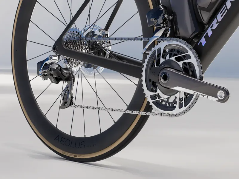 Trek Madone SLR 8 Gen 8 Matte/Gloss Carbon Smoke-5