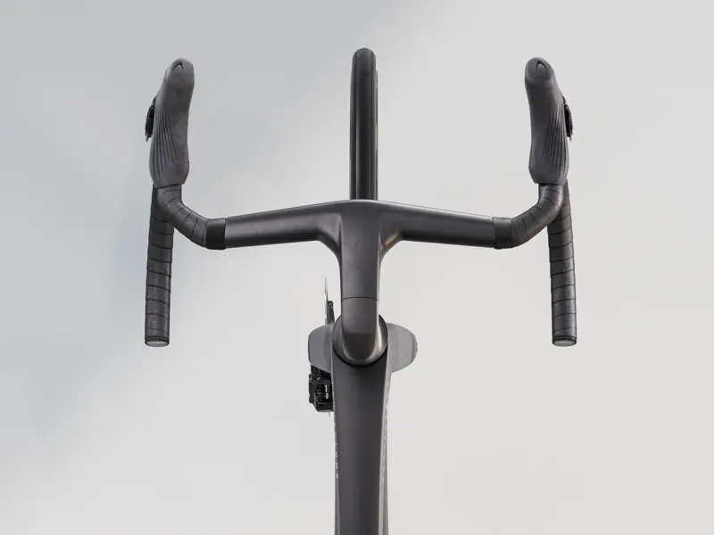 Trek Madone SLR 9 Gen 8 Matte/Gloss Carbon Smoke-2