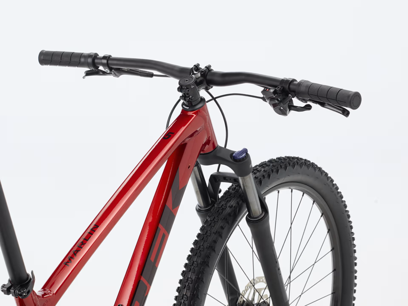 Trek Marlin 5 Gen 3 Fury Red-5