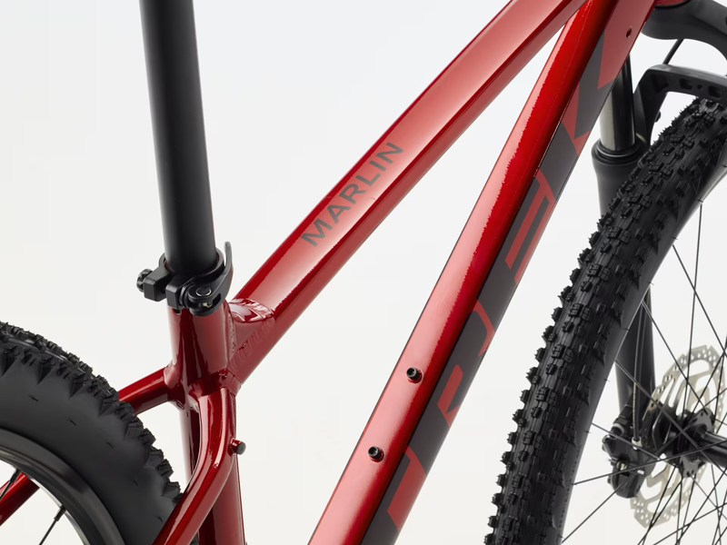 Trek Marlin 5 Gen 3 Fury Red-2