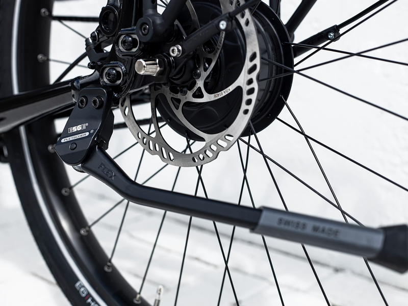 Trek Allant+ 9 Stagger 2022 Electric Hybrid Bike Trek Black/Alpine Blue-2