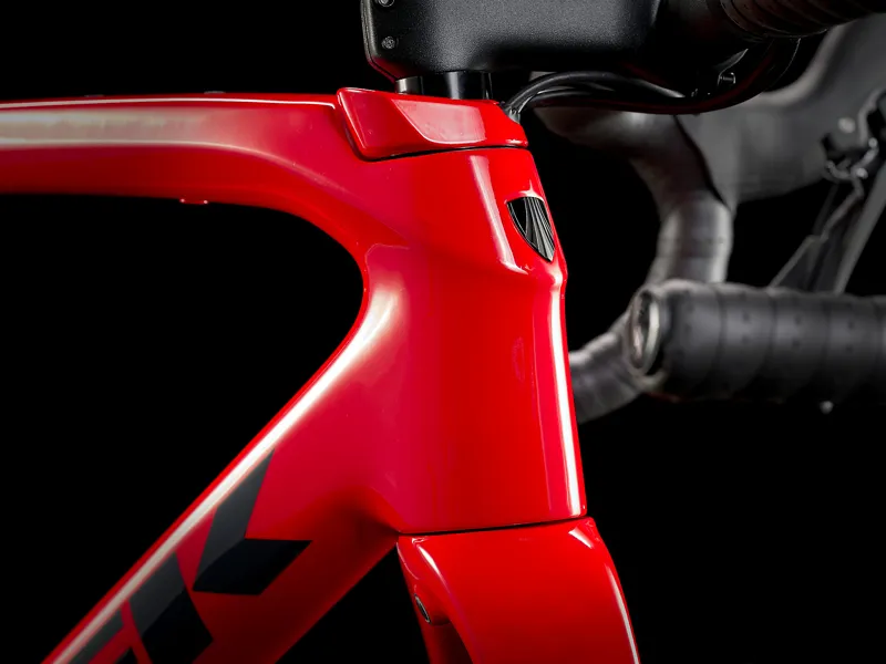 Trek Checkpoint SL 5 Gravel Bike in Radioactive Red/Nautical Navy-8