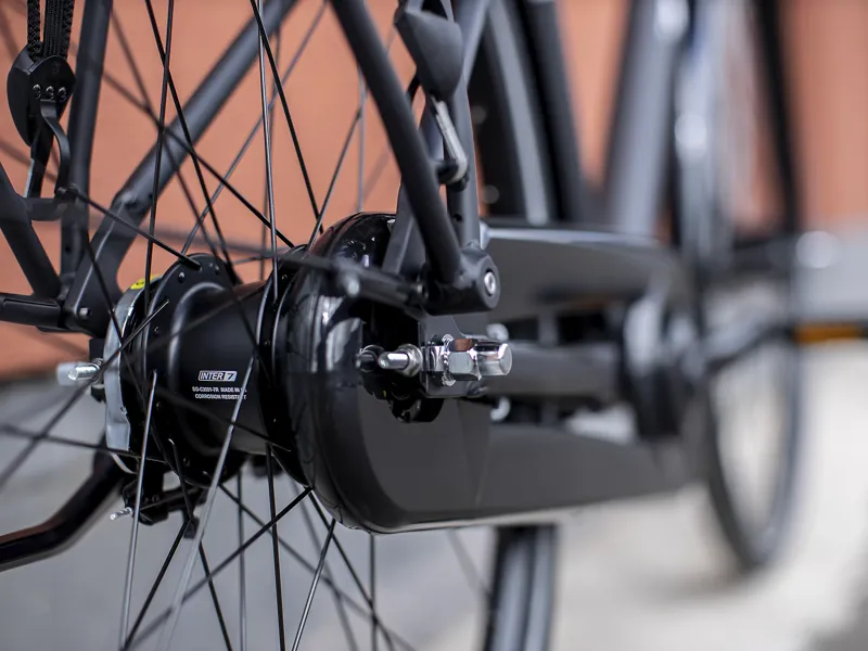 Trek District 1 Equipped Hybrid Electric Bike in Black-8