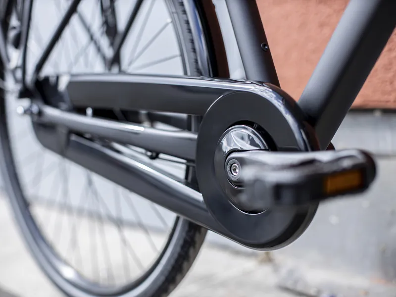 Trek District 1 Equipped Hybrid Electric Bike in Black-7