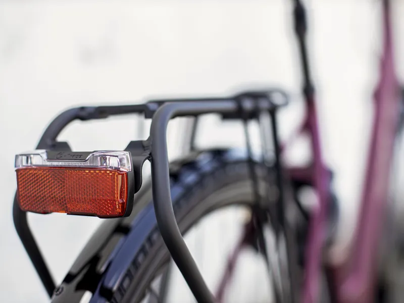 Trek District 2 Equipped Lowstep 2022 Hybrid Bike Lithium Grey-5