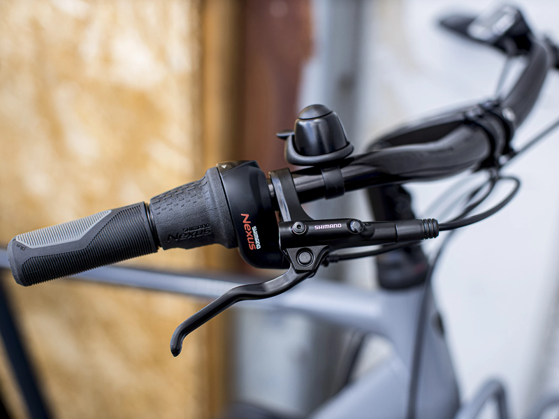 Trek District+ 2 2022 Electric Hybrid Bike Nautical Navy and Slate-1