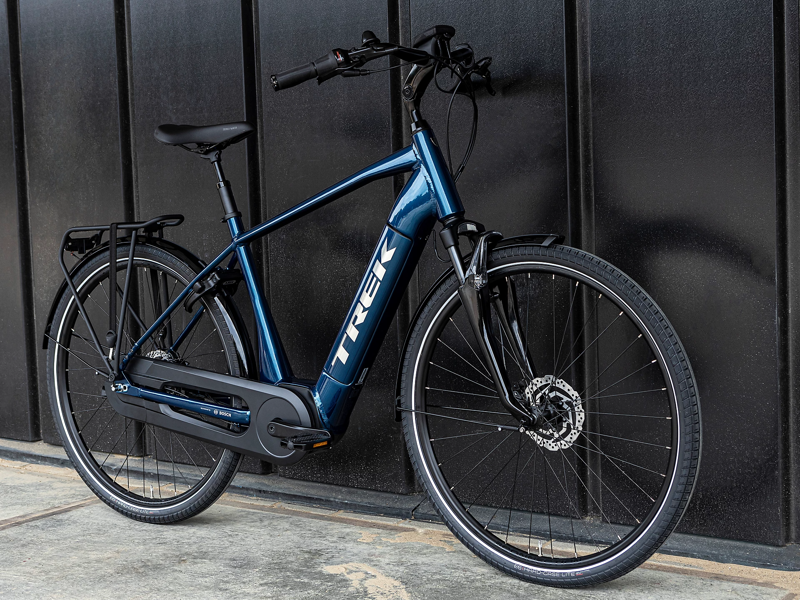 Trek District+ 8 2022 Electric Hybrid Bike Mulsanne Blue-1