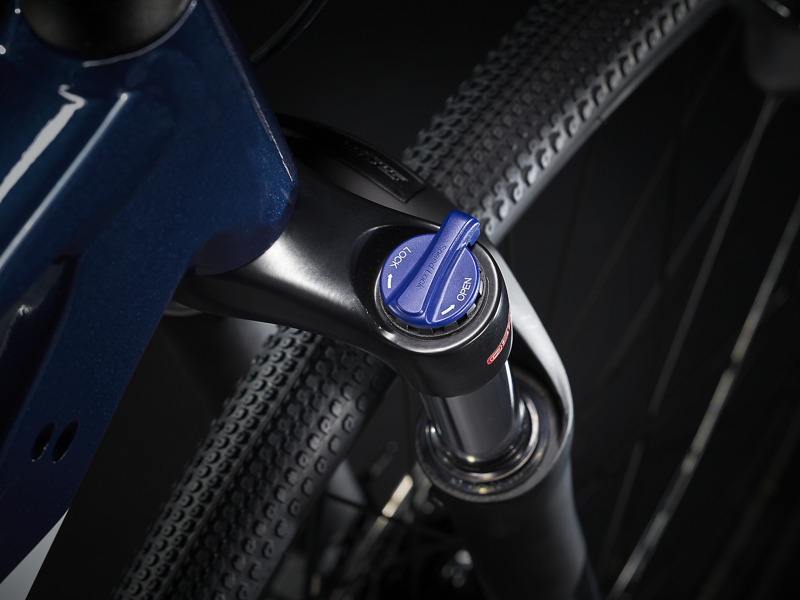 Trek Dual Sport 2 2022 Hybrid Bike Mulsanne Blue-3