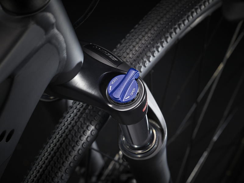 Trek Dual Sport 3 2022 Hybrid Bike Matte Trek Black-3