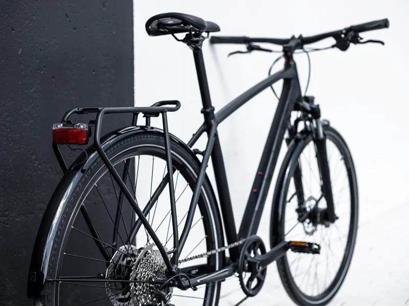 Trek Dual Sport 3 Equipped 2022 Hybrid Bike Matte Trek Black