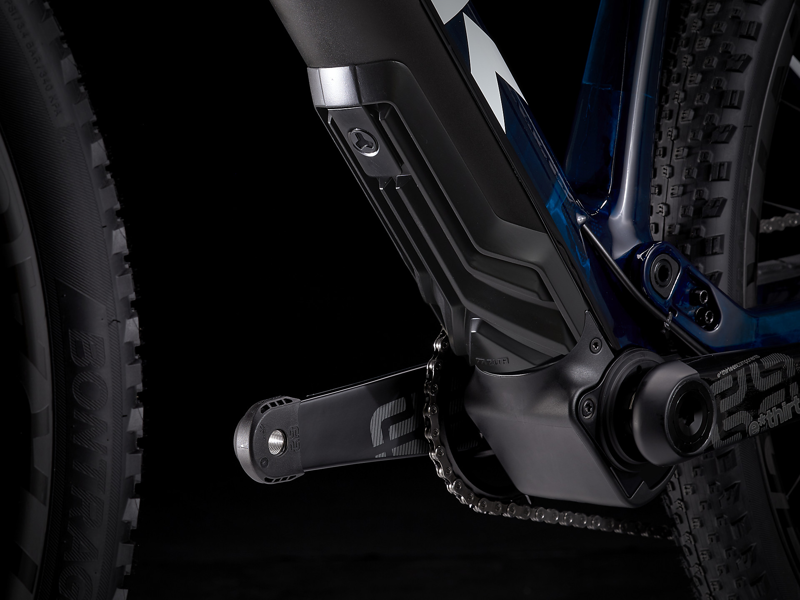 Trek E-Caliber 9.8 XT 2022 EU Carbon Electric Mountain Bike Gloss Alpine Navy Smoke/Trek White-1