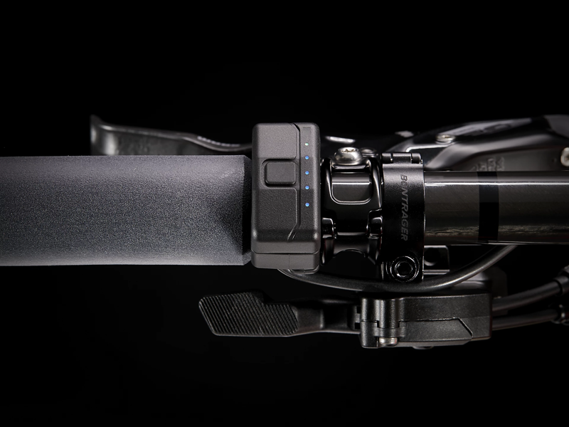 Trek E-Caliber 9.9 XX1 AXS 2022 EU Carbon Electric Mountain Bike Gloss Radioactive Red/Matte Black-6